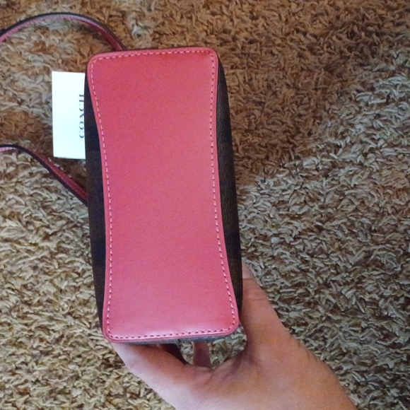 Coach mini bucket bag in signature canvas - Picture 3 of 8